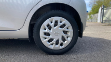 Toyota Aygo 1.0 VVT-i X-Play 5dr x-shift Petrol Hatchback